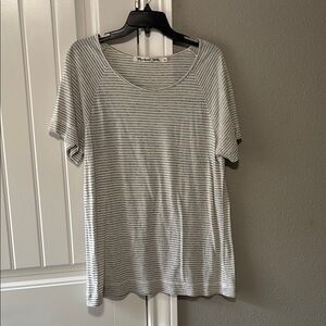 Michael stars Gray Striped Short Sleeve Top